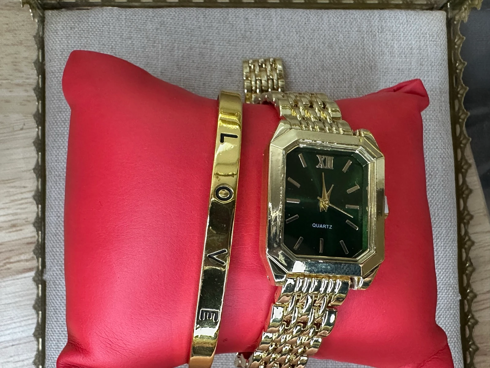 Chic Gold Set: Square Emerald Dial Watch & 'LOVE' Bangle – photo 4